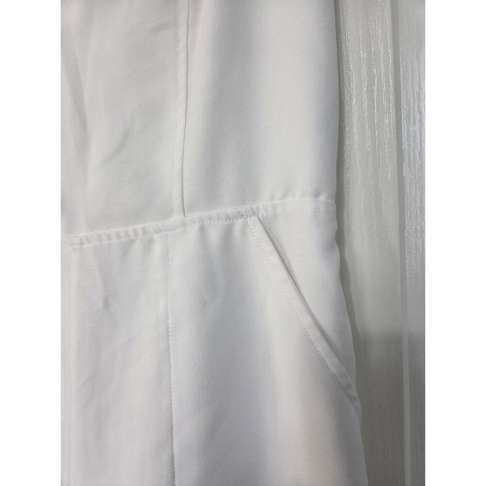 Avec Les Filles White Fitted Wide Leg V-Neck Cropped One-Piece Jumpsuit, Size 2 - Picture 6 of 16